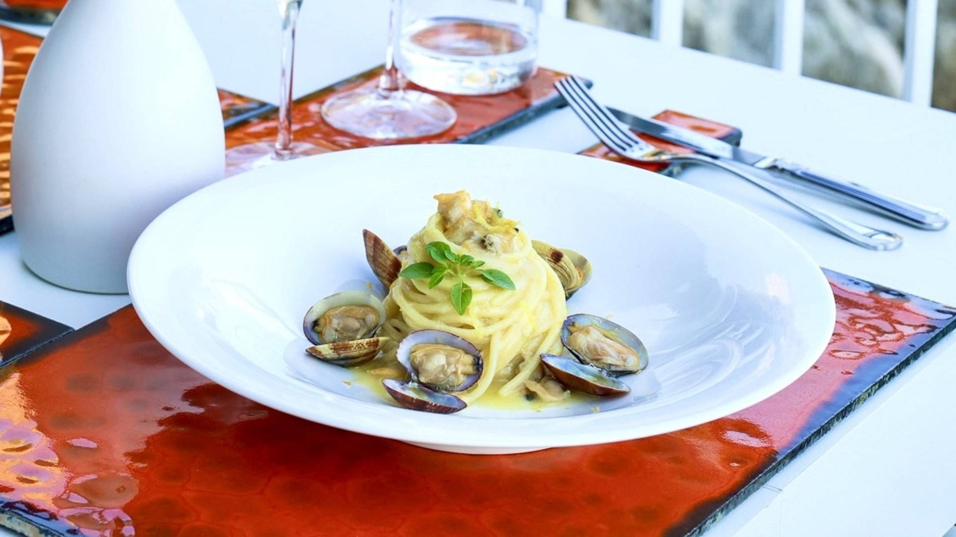 Le Grotte dell'Africana: romantic restaurant on the Amalfi Coast Le Grotte dell'Africana: romantic restaurant on the Amalfi Coast